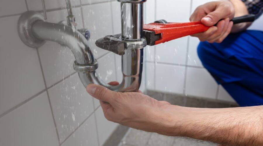 Expert burst pipe repair services in Brinkhaven, OH